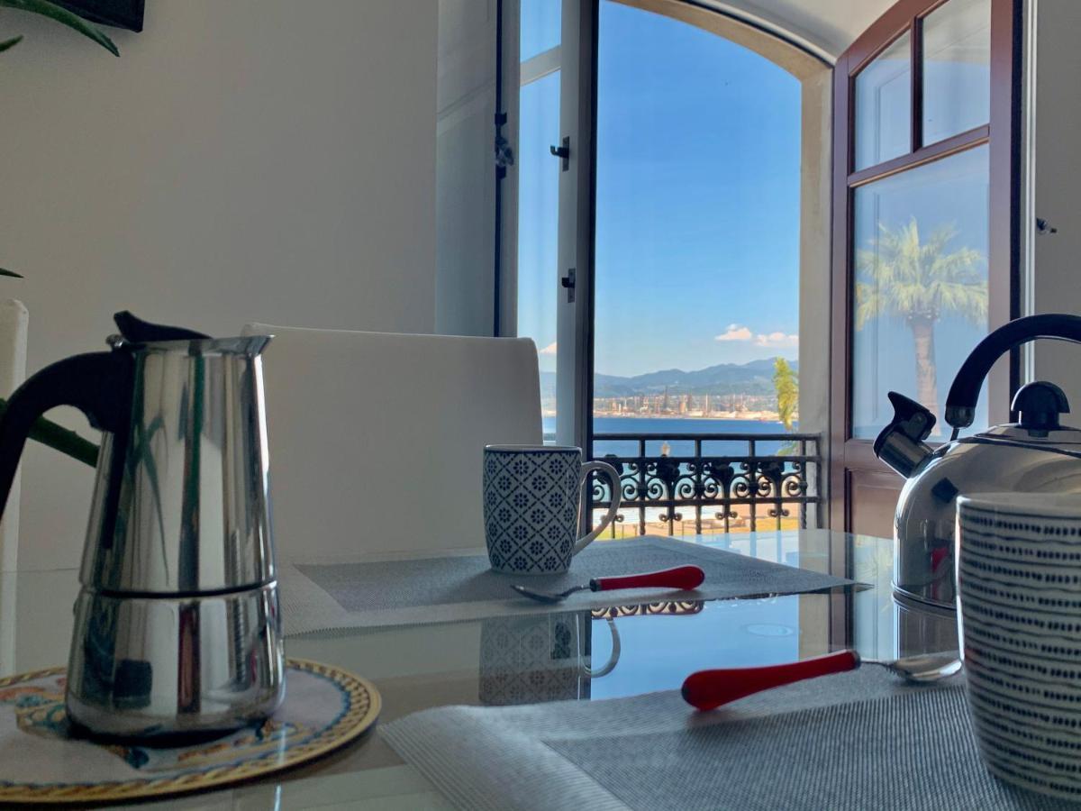 I Mezzanini Di Palazzo Bonaccorsi Apartment มิลาซโซ ภายนอก รูปภาพ