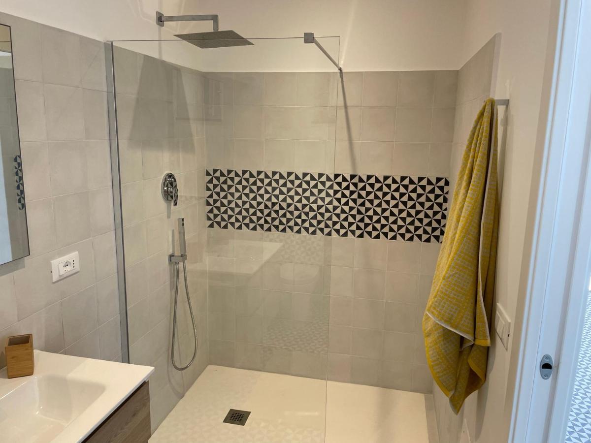 I Mezzanini Di Palazzo Bonaccorsi Apartment มิลาซโซ ภายนอก รูปภาพ