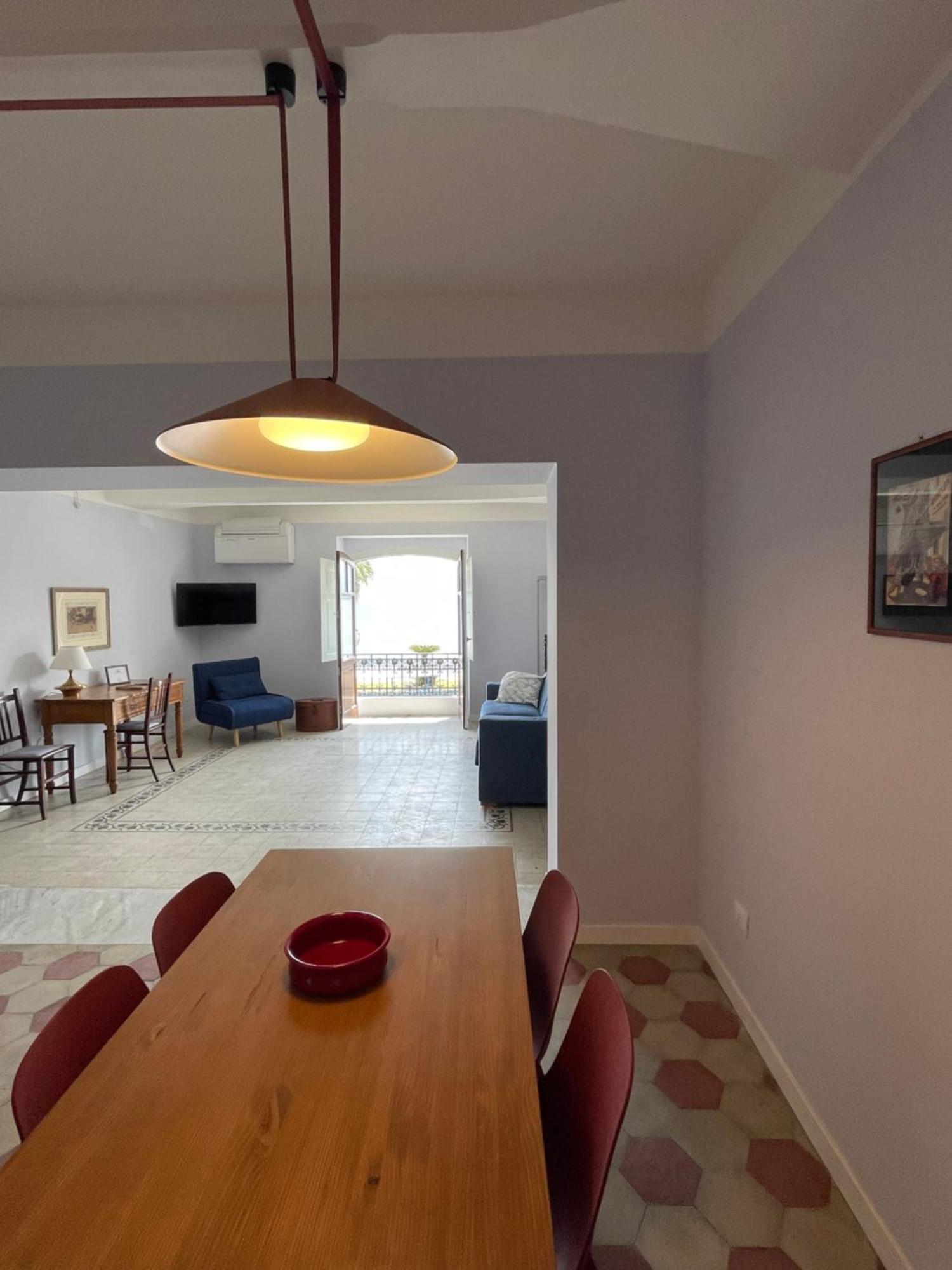I Mezzanini Di Palazzo Bonaccorsi Apartment มิลาซโซ ภายนอก รูปภาพ